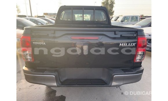 Comprar Importar Toyota Hilux Preto Carro em Import - Dubai em Bengo Province Comprar Importar Toyota Hilux Preto Carro em Import - Dubai em Bengo Province