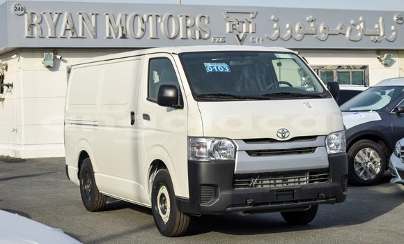 Buy Import Toyota Hiace White Car in Import - Dubai in Bengo Province Buy Import Toyota Hiace White Car in Import - Dubai in Bengo Province