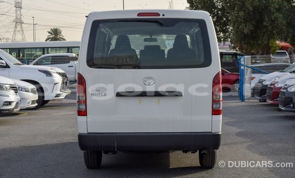Acheter Import Voiture Toyota Hiace Blanc à Import - Dubai, Province de Bengo Acheter Import Voiture Toyota Hiace Blanc à Import - Dubai, Province de Bengo