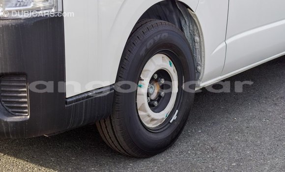Acheter Import Voiture Toyota Hiace Blanc à Import - Dubai, Province de Bengo Acheter Import Voiture Toyota Hiace Blanc à Import - Dubai, Province de Bengo