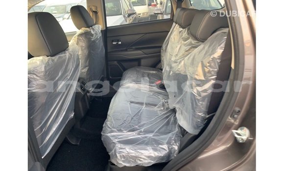 Buy Import Mitsubishi Outlander Brown Car in Import - Dubai in Bengo Province Buy Import Mitsubishi Outlander Brown Car in Import - Dubai in Bengo Province