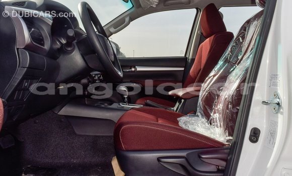 Comprar Novo Toyota Hilux Branco Carro em Import - Dubai em Bengo Province Comprar Novo Toyota Hilux Branco Carro em Import - Dubai em Bengo Province