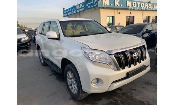 Comprar Importar Toyota Prado Branco Carro em Import - Dubai em Bengo Province Comprar Importar Toyota Prado Branco Carro em Import - Dubai em Bengo Province