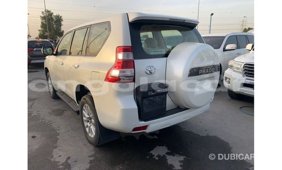 Comprar Importar Toyota Prado Branco Carro em Import - Dubai em Bengo Province Comprar Importar Toyota Prado Branco Carro em Import - Dubai em Bengo Province