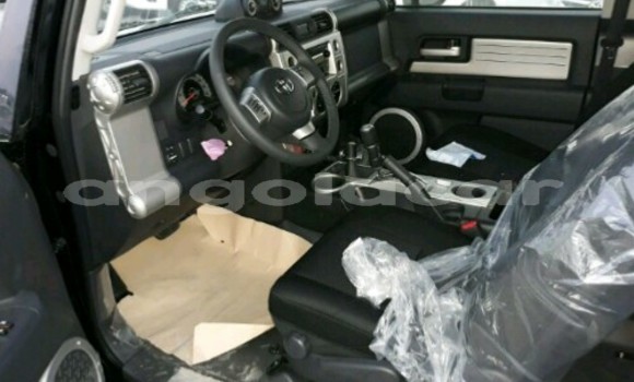 Acheter Neuf Voiture Toyota FJ Cruiser Noir à Luanda, Province de Luanda Acheter Neuf Voiture Toyota FJ Cruiser Noir à Luanda, Province de Luanda