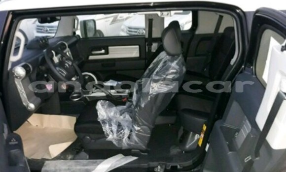 Acheter Neuf Voiture Toyota FJ Cruiser Noir à Luanda, Province de Luanda Acheter Neuf Voiture Toyota FJ Cruiser Noir à Luanda, Province de Luanda