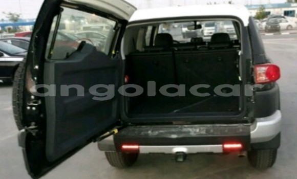 Acheter Neuf Voiture Toyota FJ Cruiser Noir à Luanda, Province de Luanda Acheter Neuf Voiture Toyota FJ Cruiser Noir à Luanda, Province de Luanda