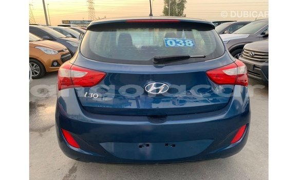 Comprar Importar Hyundai i30 Azul Carro em Import - Dubai em Bengo Province Comprar Importar Hyundai i30 Azul Carro em Import - Dubai em Bengo Province