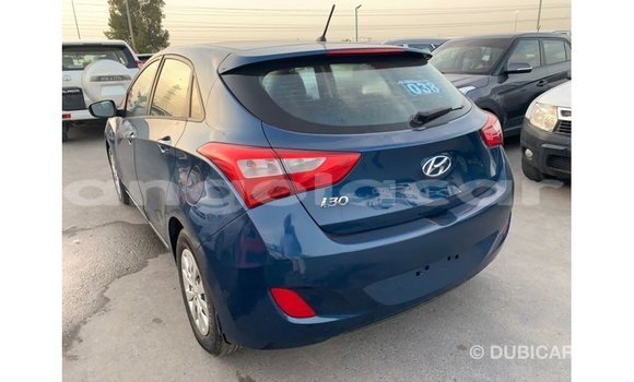 Comprar Importar Hyundai i30 Azul Carro em Import - Dubai em Bengo Province Comprar Importar Hyundai i30 Azul Carro em Import - Dubai em Bengo Province