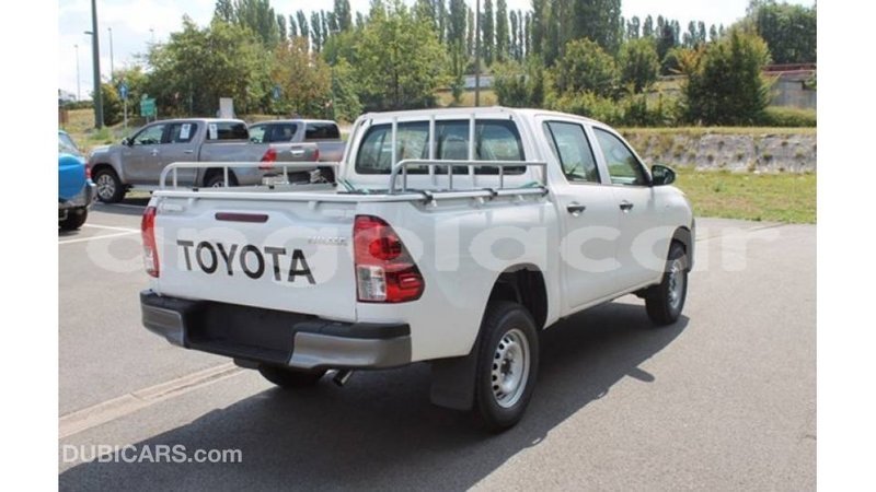 Big with watermark toyota hilux bengo province import dubai 6534