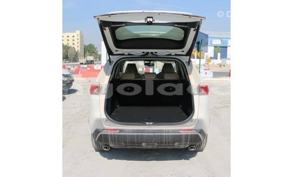 Comprar Importar Toyota 4Runner Branco Carro em Import - Dubai em Bengo Province Comprar Importar Toyota 4Runner Branco Carro em Import - Dubai em Bengo Province