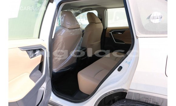 Comprar Importar Toyota 4Runner Branco Carro em Import - Dubai em Bengo Province Comprar Importar Toyota 4Runner Branco Carro em Import - Dubai em Bengo Province