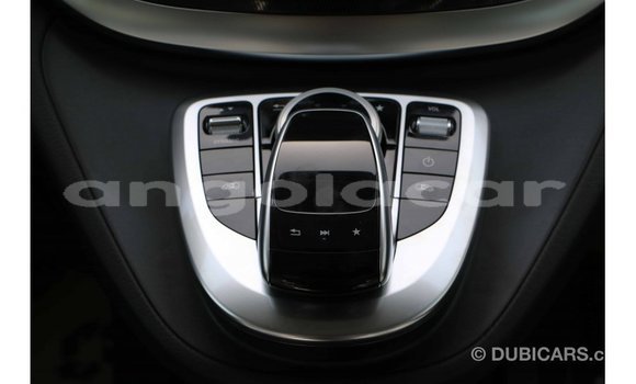 Acheter Import Voiture Mercedes-Benz 250 Noir à Import - Dubai, Province de Bengo Acheter Import Voiture Mercedes-Benz 250 Noir à Import - Dubai, Province de Bengo