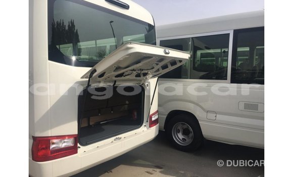 Acheter Import Voiture Toyota Coaster Blanc à Import - Dubai, Province de Bengo Acheter Import Voiture Toyota Coaster Blanc à Import - Dubai, Province de Bengo