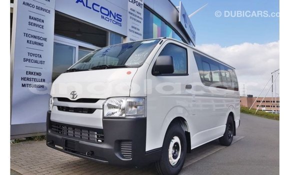 Buy Import Toyota Hiace White Car in Import - Dubai in Bengo Province Buy Import Toyota Hiace White Car in Import - Dubai in Bengo Province