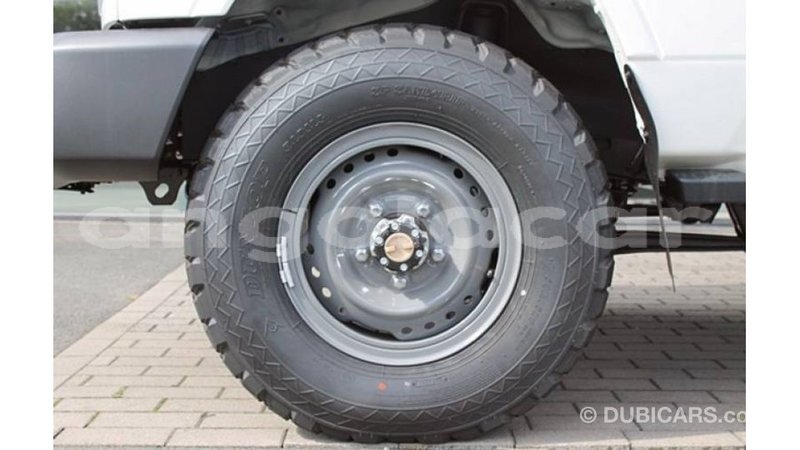 Big with watermark toyota land cruiser bengo province import dubai 6544