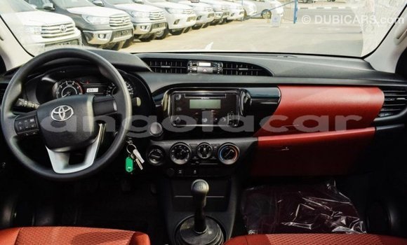 Buy Import Toyota Hilux White Car in Import - Dubai in Bengo Province Buy Import Toyota Hilux White Car in Import - Dubai in Bengo Province