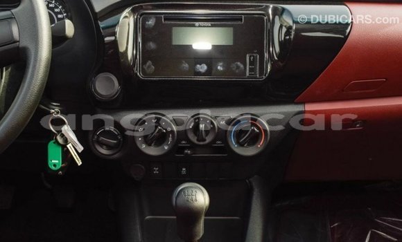Buy Import Toyota Hilux White Car in Import - Dubai in Bengo Province Buy Import Toyota Hilux White Car in Import - Dubai in Bengo Province