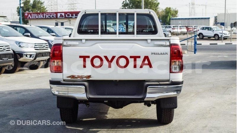 Big with watermark toyota hilux bengo province import dubai 6545