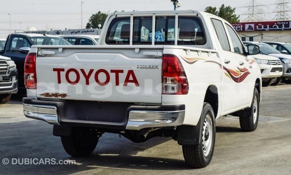 Buy Import Toyota Hilux White Car in Import - Dubai in Bengo Province Buy Import Toyota Hilux White Car in Import - Dubai in Bengo Province