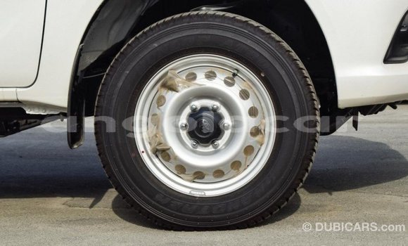 Buy Import Toyota Hilux White Car in Import - Dubai in Bengo Province Buy Import Toyota Hilux White Car in Import - Dubai in Bengo Province