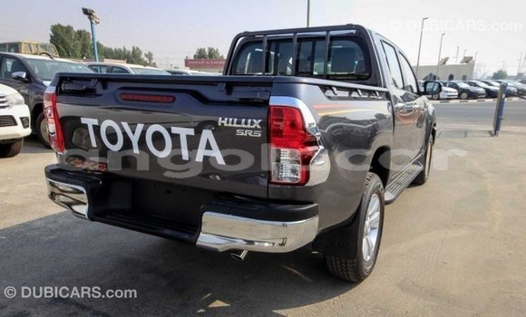 Acheter Import Voiture Toyota Hilux Noir à Import - Dubai, Province de Bengo Acheter Import Voiture Toyota Hilux Noir à Import - Dubai, Province de Bengo