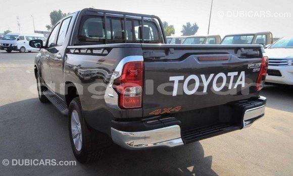Acheter Import Voiture Toyota Hilux Noir à Import - Dubai, Province de Bengo Acheter Import Voiture Toyota Hilux Noir à Import - Dubai, Province de Bengo