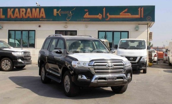 Acheter Import Voiture Toyota Land Cruiser Noir à Import - Dubai, Province de Bengo Acheter Import Voiture Toyota Land Cruiser Noir à Import - Dubai, Province de Bengo