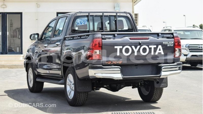 Big with watermark toyota hilux bengo province import dubai 6553