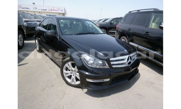 Comprar Importar Mercedes-Benz 200 Preto Carro em Import - Dubai em Bengo Province Comprar Importar Mercedes-Benz 200 Preto Carro em Import - Dubai em Bengo Province