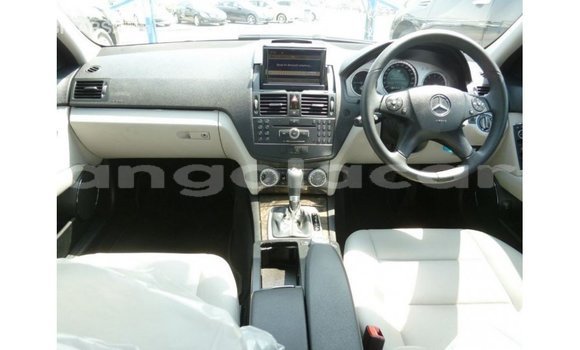 Comprar Importar Mercedes-Benz 200 Preto Carro em Import - Dubai em Bengo Province Comprar Importar Mercedes-Benz 200 Preto Carro em Import - Dubai em Bengo Province