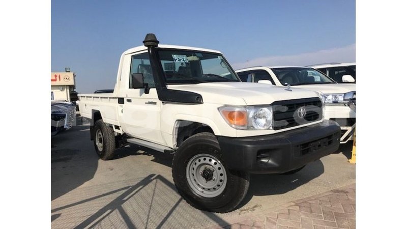 Big with watermark toyota land cruiser bengo province import dubai 6560
