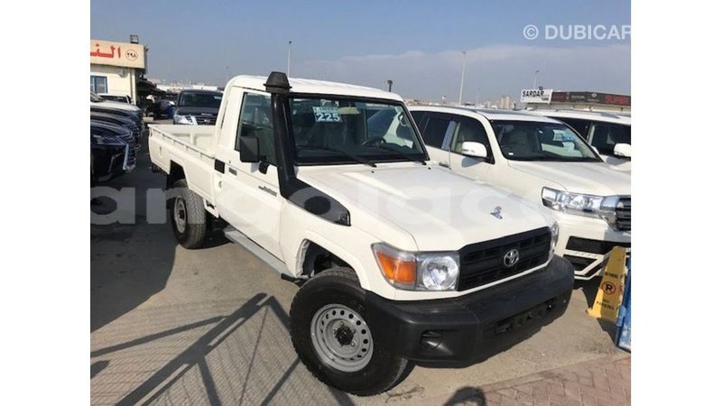 Big with watermark toyota land cruiser bengo province import dubai 6560