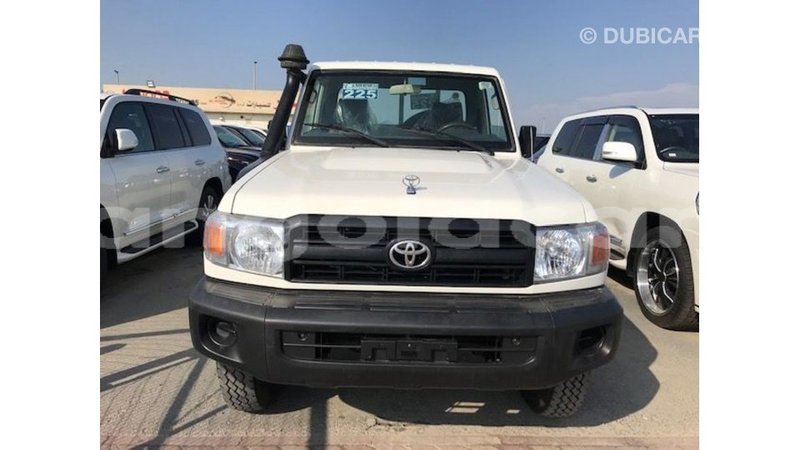 Big with watermark toyota land cruiser bengo province import dubai 6560