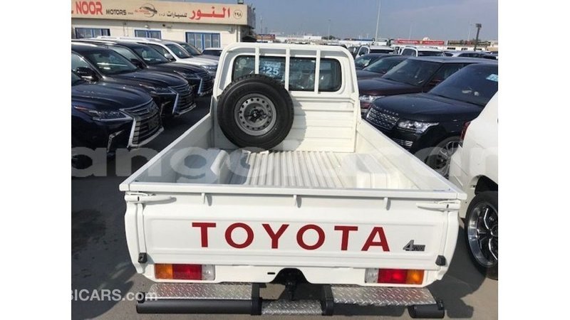 Big with watermark toyota land cruiser bengo province import dubai 6560