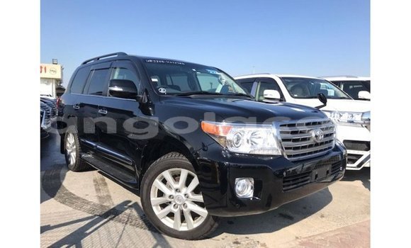 Comprar Importar Toyota Land Cruiser Preto Carro em Import - Dubai em Bengo Province Comprar Importar Toyota Land Cruiser Preto Carro em Import - Dubai em Bengo Province
