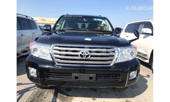 Comprar Importar Toyota Land Cruiser Preto Carro em Import - Dubai em Bengo Province Comprar Importar Toyota Land Cruiser Preto Carro em Import - Dubai em Bengo Province
