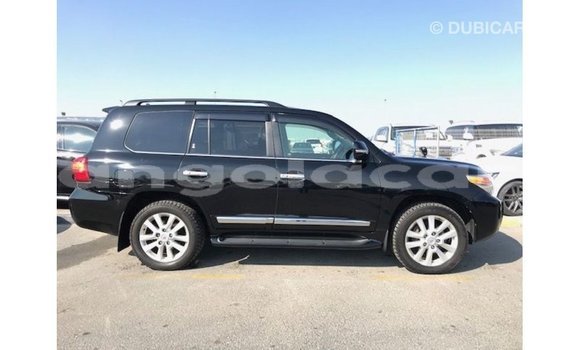 Comprar Importar Toyota Land Cruiser Preto Carro em Import - Dubai em Bengo Province Comprar Importar Toyota Land Cruiser Preto Carro em Import - Dubai em Bengo Province