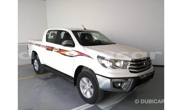 Buy Import Toyota Hilux White Car in Import - Dubai in Bengo Province Buy Import Toyota Hilux White Car in Import - Dubai in Bengo Province