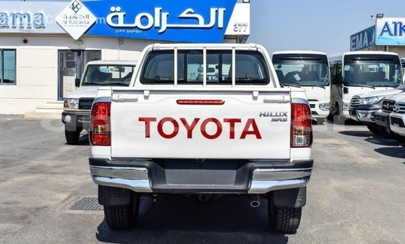 Acheter Import Voiture Toyota Hilux Blanc à Import - Dubai, Province de Bengo Acheter Import Voiture Toyota Hilux Blanc à Import - Dubai, Province de Bengo