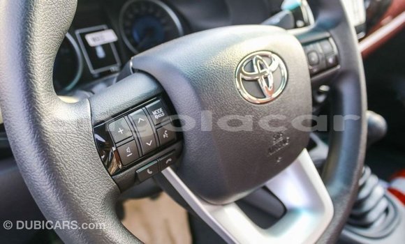 Comprar Importar Toyota Hilux Branco Carro em Import - Dubai em Bengo Province Comprar Importar Toyota Hilux Branco Carro em Import - Dubai em Bengo Province