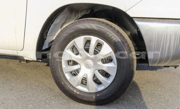 Comprar Importar Toyota Hilux Branco Carro em Import - Dubai em Bengo Province Comprar Importar Toyota Hilux Branco Carro em Import - Dubai em Bengo Province