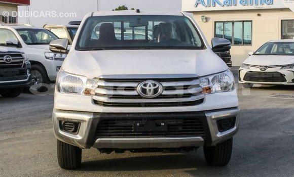 Comprar Importar Toyota Hilux Branco Carro em Import - Dubai em Bengo Province Comprar Importar Toyota Hilux Branco Carro em Import - Dubai em Bengo Province