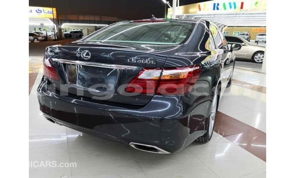 Comprar Importar Lexus LS Outro Carro em Import - Dubai em Bengo Province Comprar Importar Lexus LS Outro Carro em Import - Dubai em Bengo Province