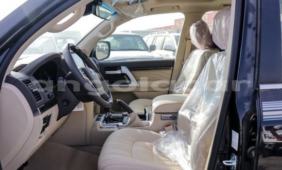 Acheter Import Voiture Toyota Land Cruiser Noir à Import - Dubai, Province de Bengo Acheter Import Voiture Toyota Land Cruiser Noir à Import - Dubai, Province de Bengo