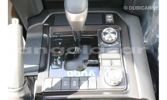 Acheter Import Voiture Toyota Land Cruiser Noir à Import - Dubai, Province de Bengo Acheter Import Voiture Toyota Land Cruiser Noir à Import - Dubai, Province de Bengo