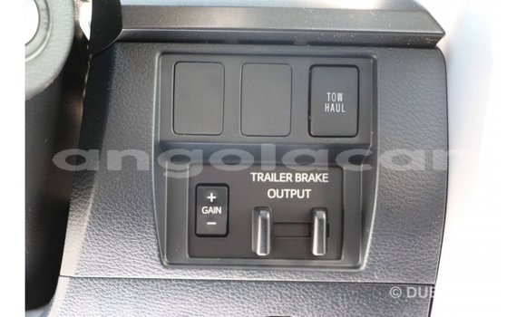 Acheter Import Voiture Toyota Tundra Blanc à Import - Dubai, Province de Bengo Acheter Import Voiture Toyota Tundra Blanc à Import - Dubai, Province de Bengo