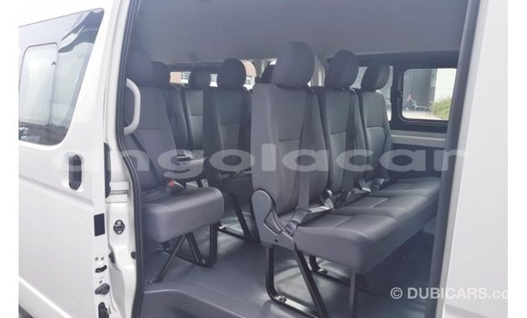 Acheter Import Voiture Toyota Hiace Blanc à Import - Dubai, Province de Bengo Acheter Import Voiture Toyota Hiace Blanc à Import - Dubai, Province de Bengo