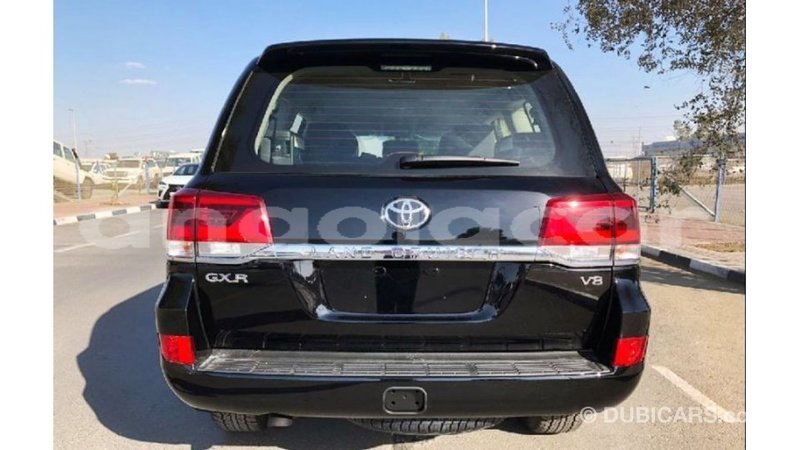 Big with watermark toyota land cruiser bengo province import dubai 6589