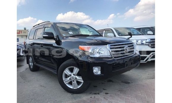 Comprar Importar Toyota Land Cruiser Preto Carro em Import - Dubai em Bengo Province Comprar Importar Toyota Land Cruiser Preto Carro em Import - Dubai em Bengo Province